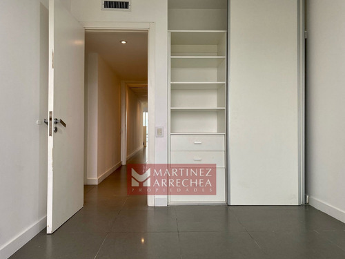 Imagen 25 de 30 de Semipiso 4 Ambientes Con Plena Vista Al Golf Cochera Doble