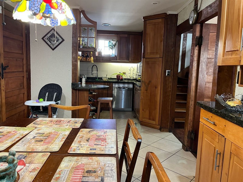 Se Vende Preciosa Y Gran Casa En Cerro Castillo