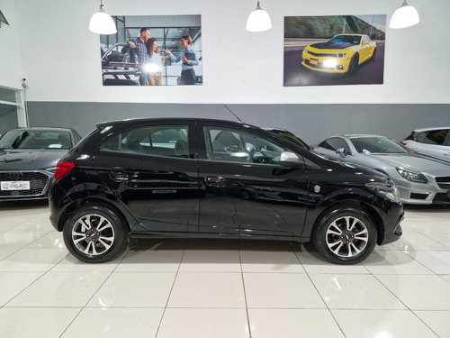 Chevrolet Onix 1.0 Seleção 5p