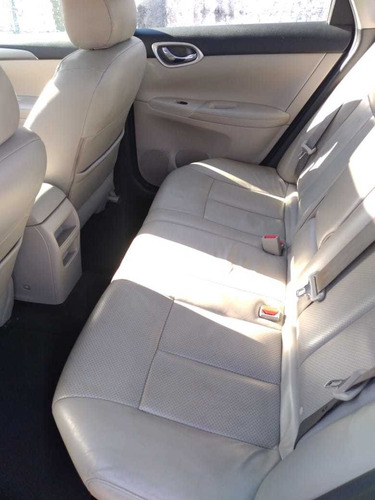 Nissan Sentra Unique
