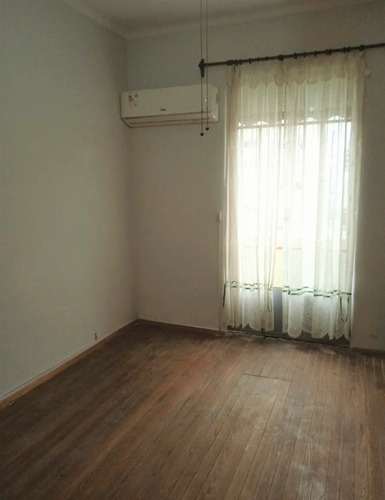 Imagen 5 de 12 de Vendo Apto Vacío 2 Dorm Al Frente 73m2 C/ Amplio Balcón.