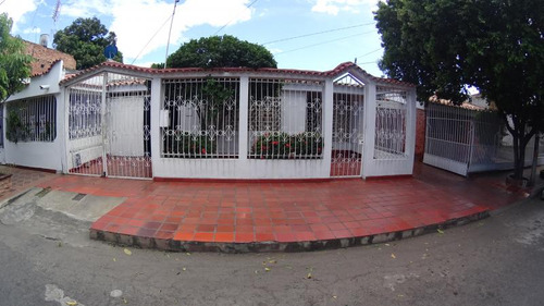 Casa En Venta En Cúcuta. Cod V18843