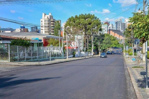 Ref.: 9383 - Apartamento Com 3 Quartos/1 Suíte No Batel!!