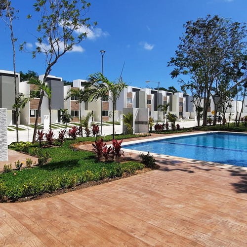 Imagen 1 de 23 de Venta De Casa 3 Recamaras Por Avenida Universidades