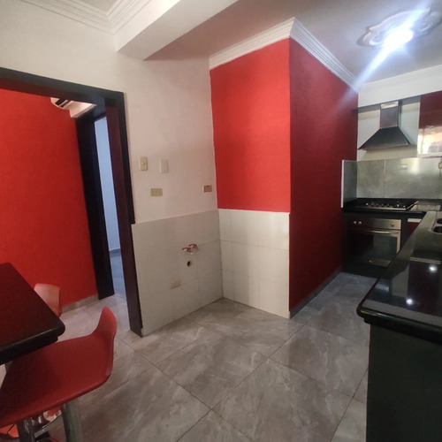 Imagen 4 de 10 de Townhouse En Res. Portavia Cod. Indith-181