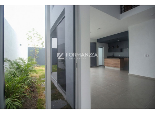 Casa Nueva En Venta En Albaterra Residencial En Colima
