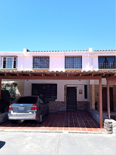 Imagen 13 de 18 de Casa Townhouse De 3 Niv Conj Los Eucaliptos Llano Alto Carrizal