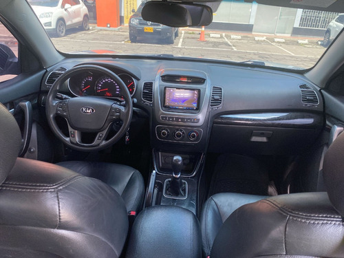 Imagen 20 de 25 de Kia Sorento Lx 2014