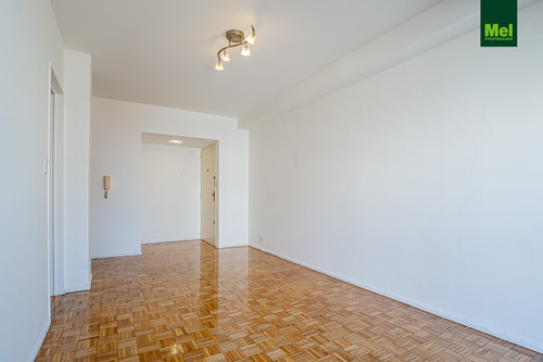 3 Ambientes Con Balcón Terraza Y Cochera
