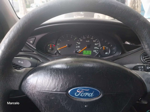 Ford Focus 1.6 Ambiente