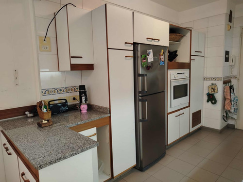 Venta- Departamento 5 Ambientes- C.a.b.a