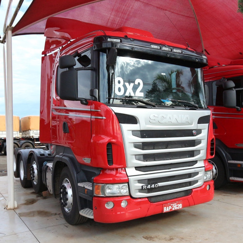 Imagem 3 de 9 de Scania R 440 - 2013/13 - 8x2 (bap 2628)
