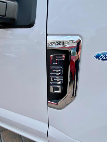 Imagen 13 de 15 de Ford F-350 2019 6.3l Xl 6.2 Plus Ac At