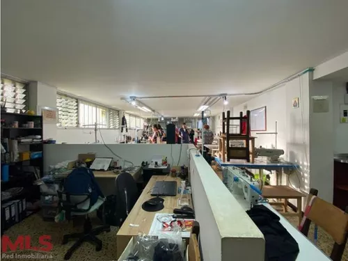 Local O Apartaestudio Cerca De La Estación Flores...(mls#240647)