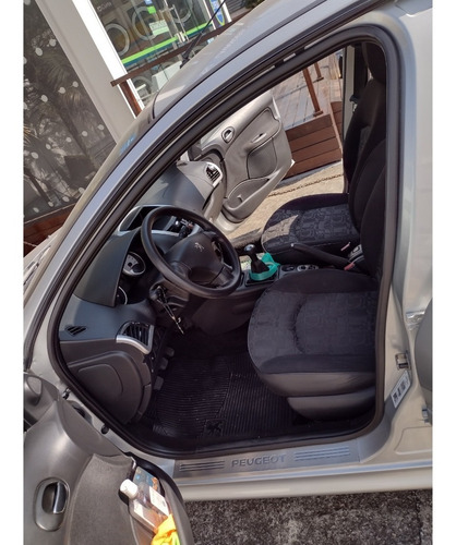 Imagem 6 de 11 de Peugeot 207 1.4 Xr Sport Flex 5p Ano 2011 Oportunidade