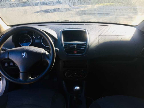 Peugeot 207 2010 1.4 X-line Flex 3p
