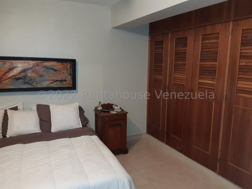 Imagen 26 de 30 de Apartamentos En Venta Este De Barquisimeto, Cod # 23-8881 Excelente Ubicación, Negociable! Mas Información Comunícate 412-1498654 Katty Vasquez Rentahouse. Moderno, Oportunidad, Conservado, Amplio !!
