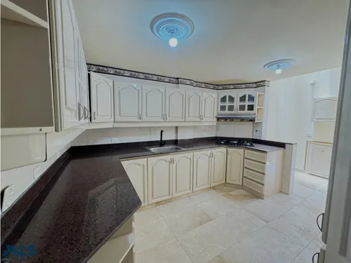 Venta De Casa En Envigado, El Escobero Barte Baja(mls#250854)