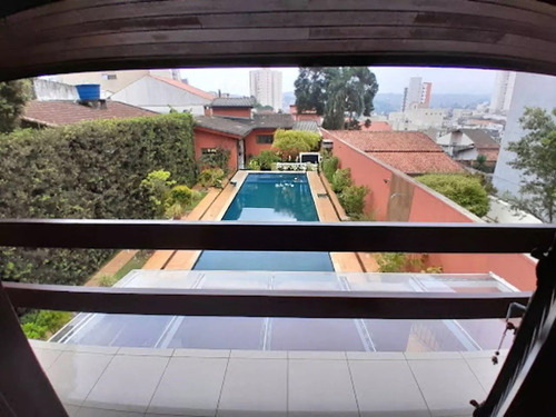 Sobrado Com 4 Dormitórios, Piscina E Churrasqueira
