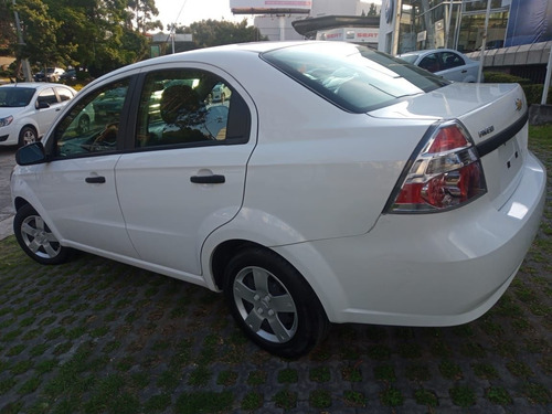 Imagen 5 de 15 de Chevrolet Aveo 2018 1.6 Ls Mt