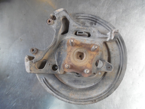Porta Mango Maza Windstar Trasero Izq 3.8 3214437 K2391 (Usado)