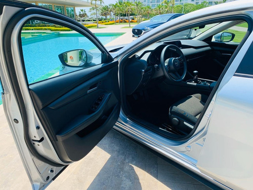 Mazda 3 Sedan Prime Mt