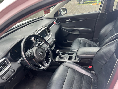 Kia Sorento 3.3L Ex At