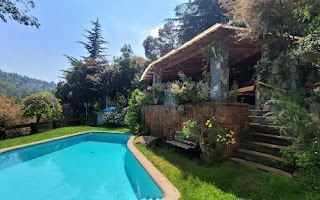 Casa En Venta De 5 Dorm. En El Arrayán