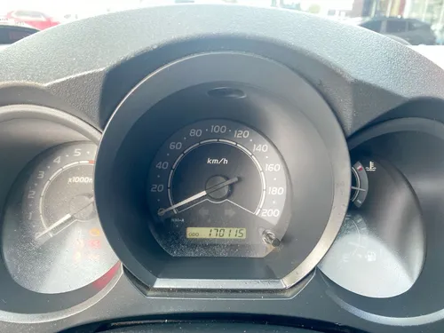 Toyota Hilux 2.7 Mt