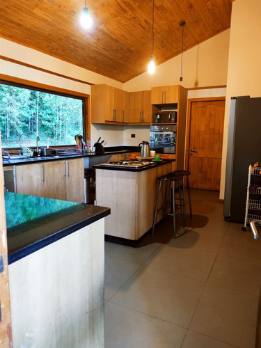 Casa En Venta De 5 Dorm. En Parc Doña Inés Puerto Varas