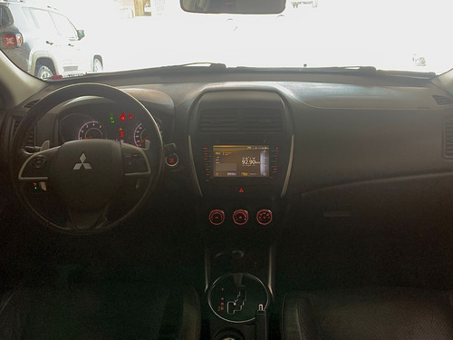 Imagem 8 de 10 de Mitsubishi Asx 2.0awd Cvt