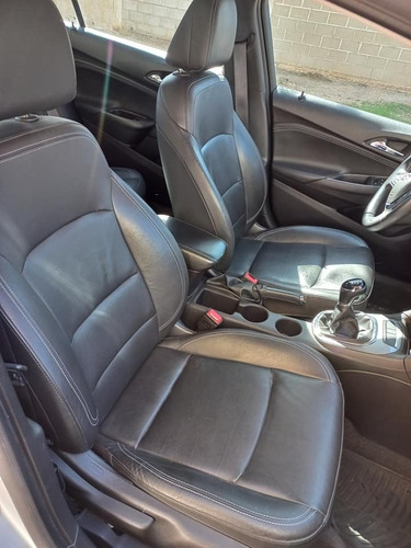 Imagen 6 de 9 de Chevrolet Cruze