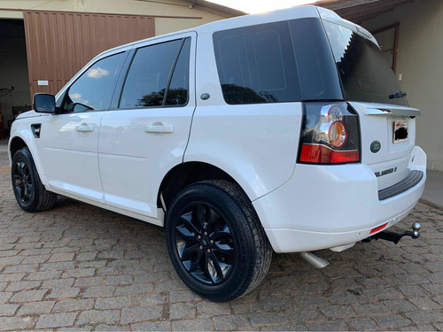 Imagem 4 de 12 de Land Rover Freelander 2013 2.2 Sd4 Se 5p
