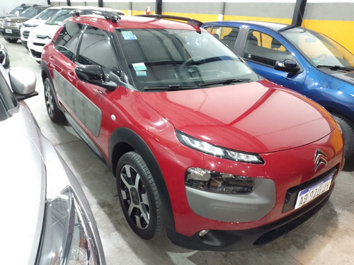 Imagen 18 de 24 de Citroën C4 Cactus 2017 1.2 Puretech 110 At6 S&s Shine
