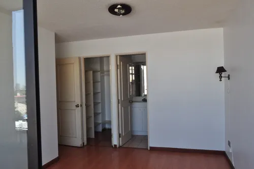 Se Vende Comodo Depto De 2d-2b En Romero Santiago Centro
