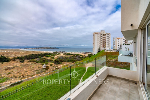 Amplio Y Cómodo Triplex En Puerto Velero, Con Espe...