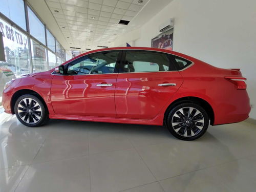 Imagen 2 de 13 de Nissan Sentra 2017 1.7 Sr Turbo Mt