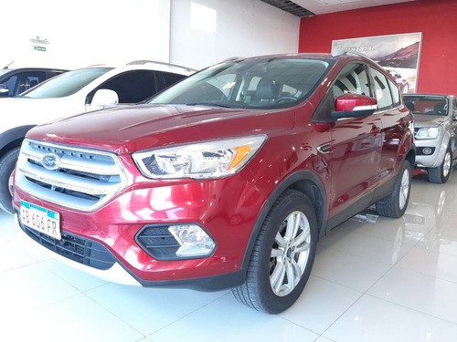 Imagen 8 de 8 de Ford Kuga