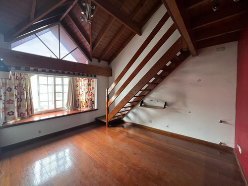 Casa En Venta 400m2, Quincho, Cochera Y Pileta. V. Alsina.