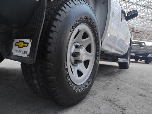 Imagen 7 de 11 de Chevrolet Silverado 2017