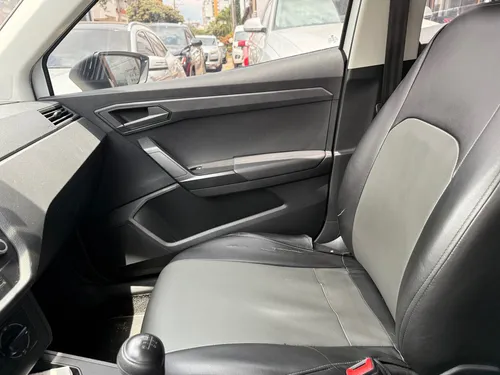 Seat Arona 1.6 Reference