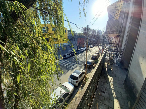 Imagen 7 de 23 de Ph En Villa Crespo, Limite Con Palermo, 1ero X Escalera Y Entrada Propia.