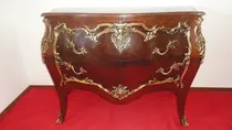 Comprar Majestuosa Comoda Pecho De Paloma Luis Xv Antigua Veala
