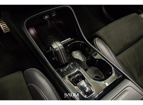 Volvo XC40 2.0 T5 GASOLINA R-DESIGN AWD GEARTRONIC