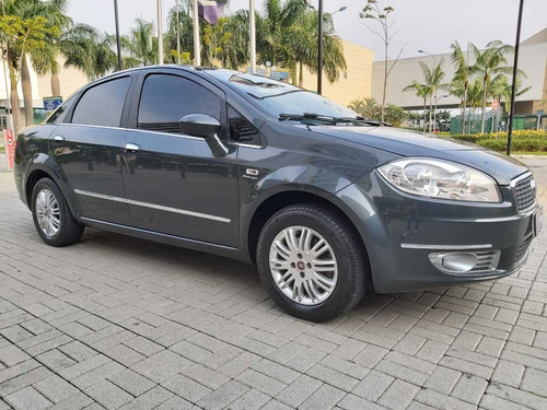 Fiat Linea 1.8 Essence 16v Flex 4p Automatizado