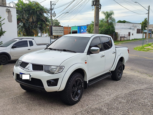 Mitsubishi L200 3.2 Triton Hpe Cab. Dupla 4x4 Aut. 4p