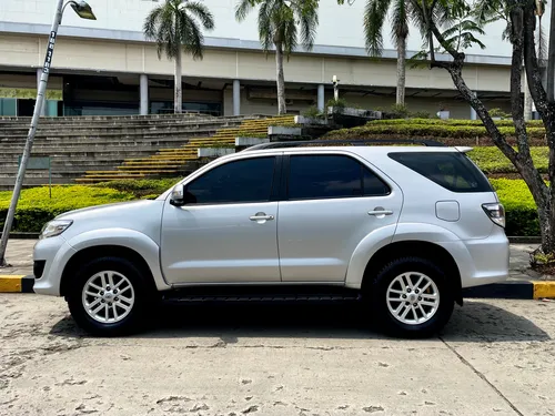 Toyota Fortuner 2.7l 4x4