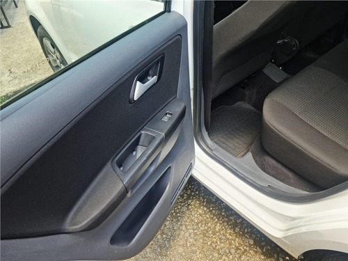 Imagem 10 de 16 de Volkswagen Fox 1.6 Msi Total Flex Connect 4p Manual