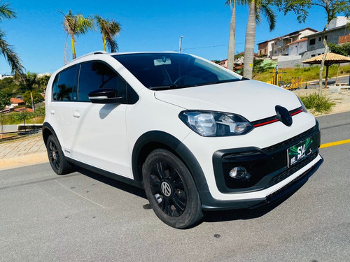 Imagem 1 de 8 de Volkswagen Up