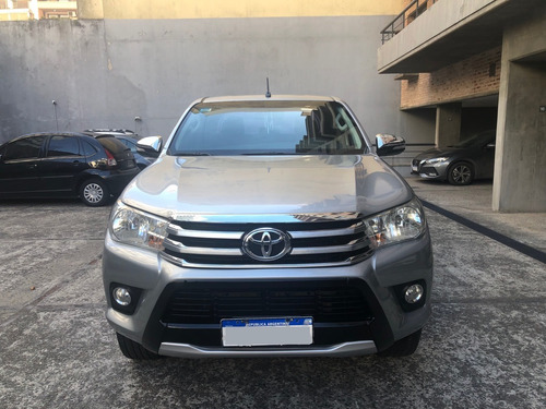Imagen 2 de 12 de Toyota Hilux